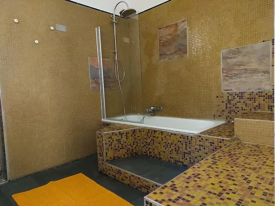 Big Garden Apartment, 10 Minutes To U4 And U6 فيينا