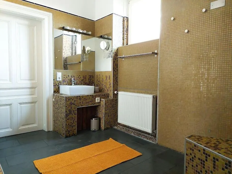 Apartment Big Garden Apartment, 10 Minutes To U4 And U6 Vienna