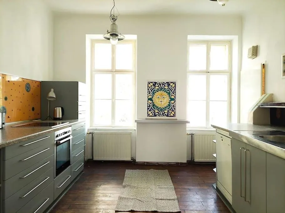 Apartment Big Garden Apartment, 10 Minutes To U4 And U6 Vienna